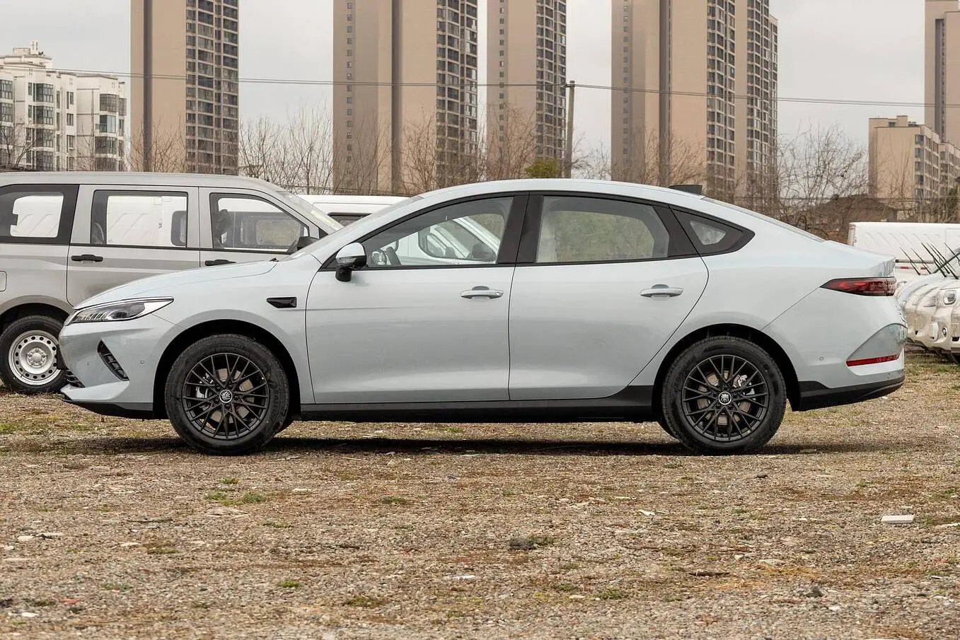  Qin Plus EV