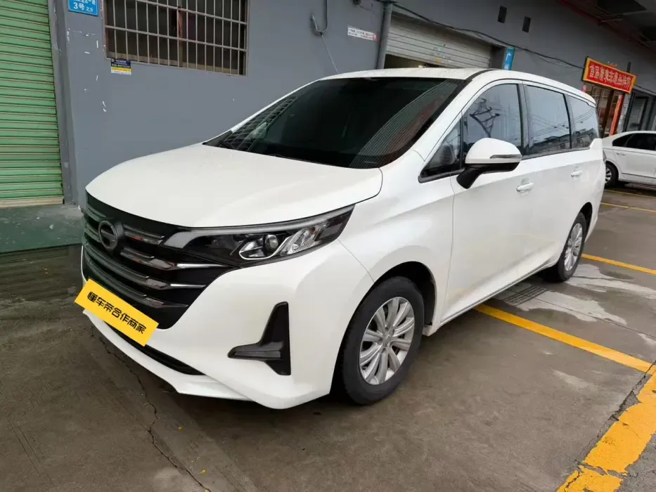  Trumpchi M6